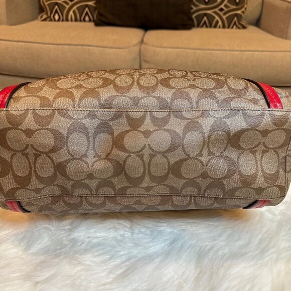 LOW START Coach Peyton Signature Monogram Pocket Tote - Picture 8 of 14